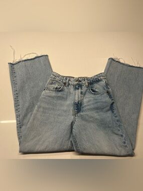 Light Blue raw hem Zara jeans